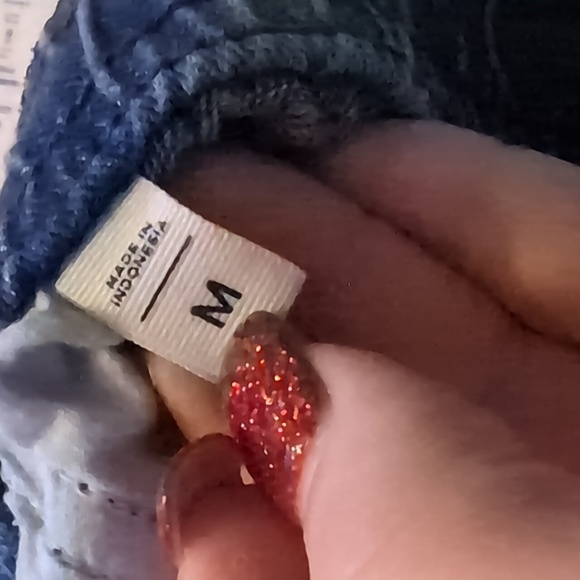 Loft size medium shorts - Picture 3 of 3